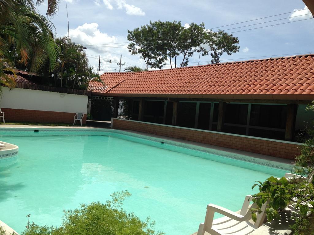 Hotel El Bramadero Liberia Eksteriør bilde